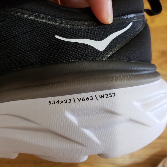 NEW!  Women | Hoka Bondi 8 - Picture 15 of 15